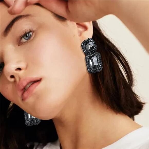 Vintage Rhinestone Statement Earrings Formal Crystal Drop Dangle Earrings - Picture 4 of 7